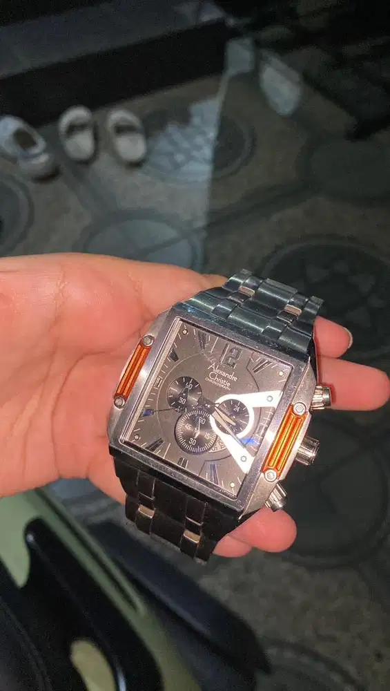 Alexandre Christie Chronograph seri AC 6182.