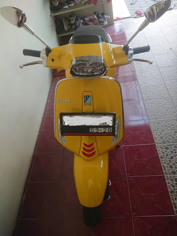 Dijual: Vespa Sprint S i-get ABS Warna Kuning (Plat AD) 2022