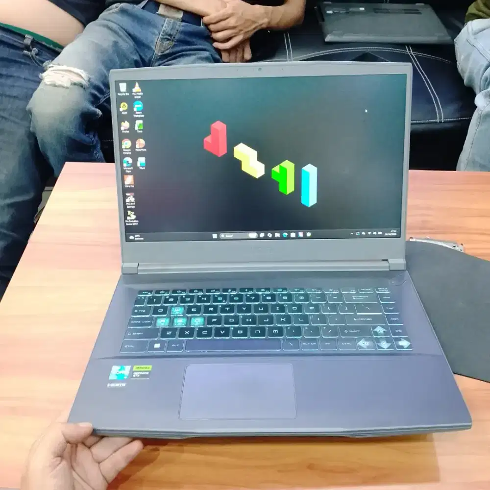 Kredit Laptop MSI Thin 15 Intel Core i5 RTX4050 Ram 16 GB SSD 512 GB