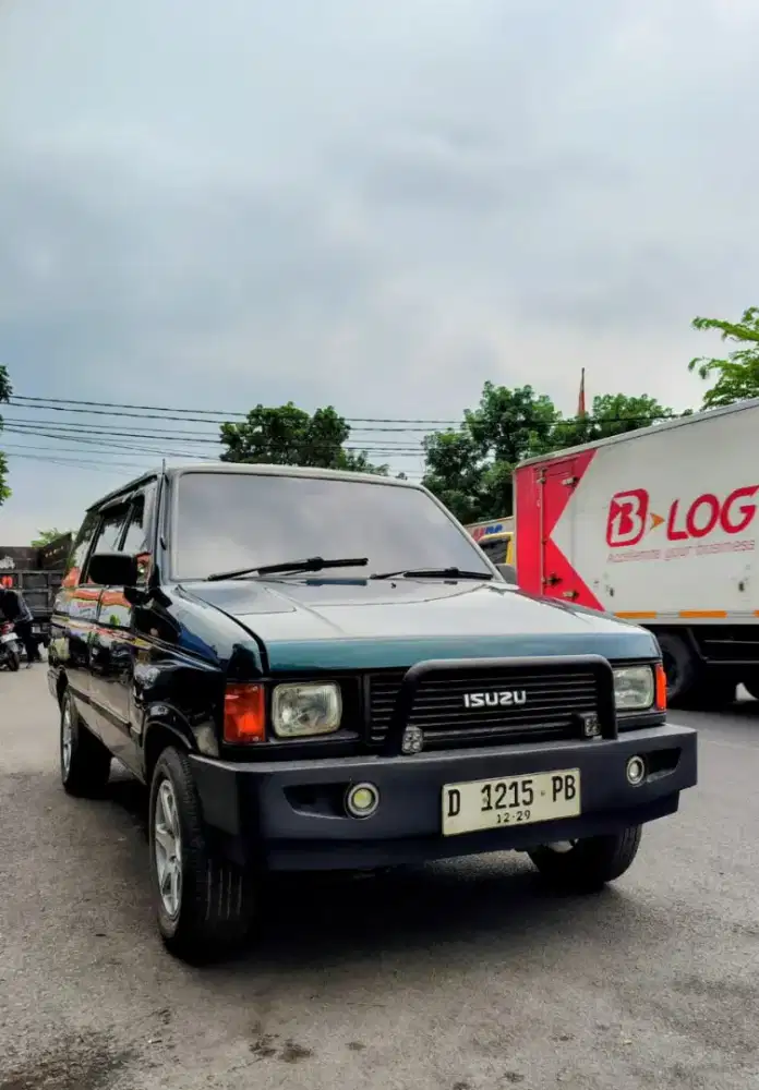 Isuzu Panther Hi-Grade' 1995 Manual Siap Pakai