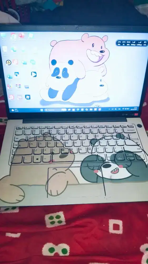Lenovo v14 G4 AMN