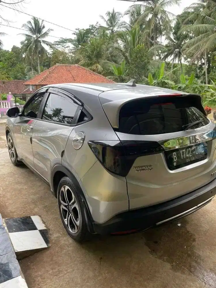 Dijual Honda HR-V E 2016 Matic Triptonic – Keyless & Start Stop