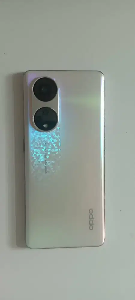 Dijual hp second Oppo Reno 8
