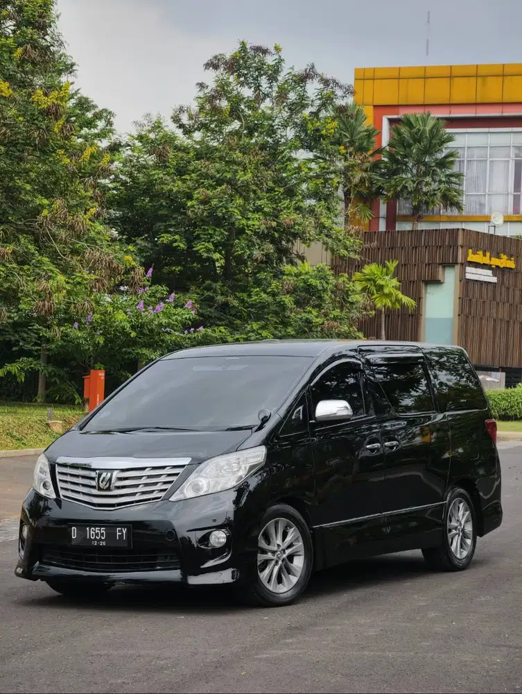 TOYOTA ALPHARD S AUDIOLES 2011