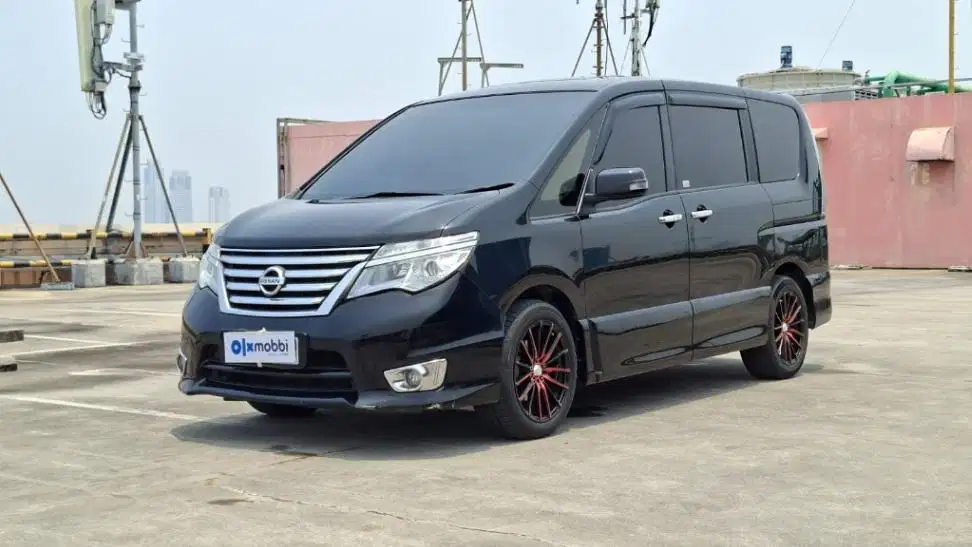 Nissan Serena 2.0 Highway Star Bensin-AT 2015