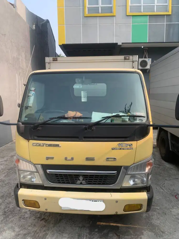 Mitsubishi Colt Diesel FE71 Box Tahun 2019