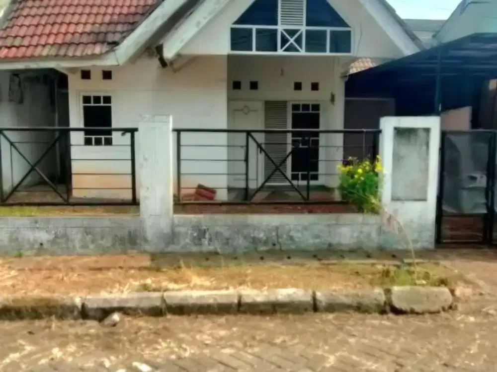 Dijual Rumah Bangunan Lama Hitung Tanah Saja Di Griya Loka Sektor 1.3 BSD City