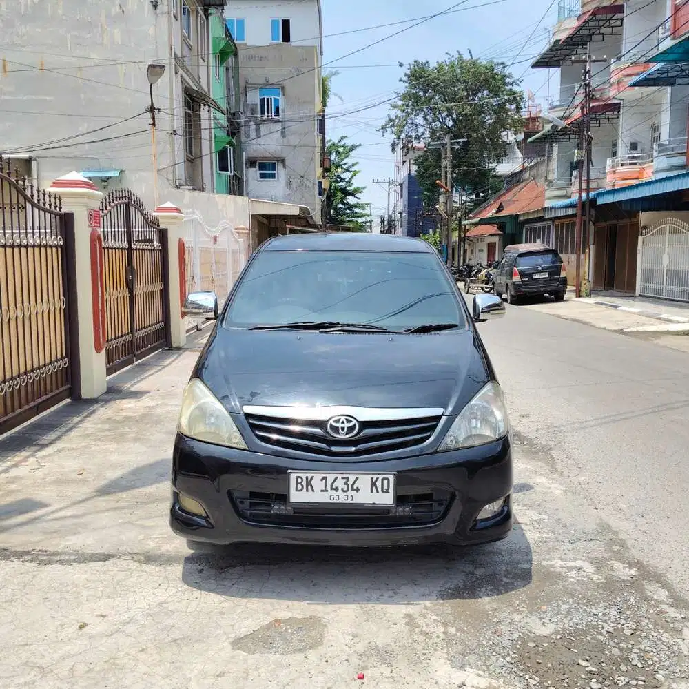 Toyota Kijang Innova 2011 Diesel
