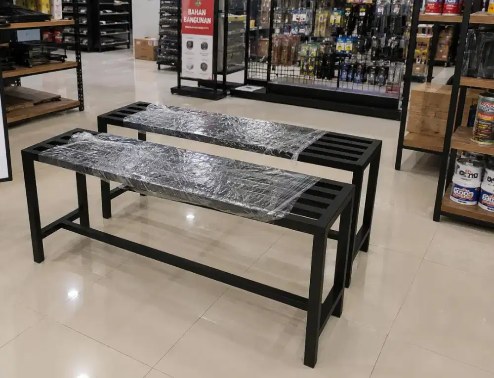 JUAL KURSI BESI MATERIAL KUAT DAN KOKOH SERTA MINIMALIS !!