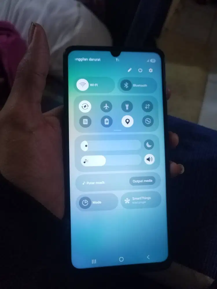 Samsung a06 4)128 gb