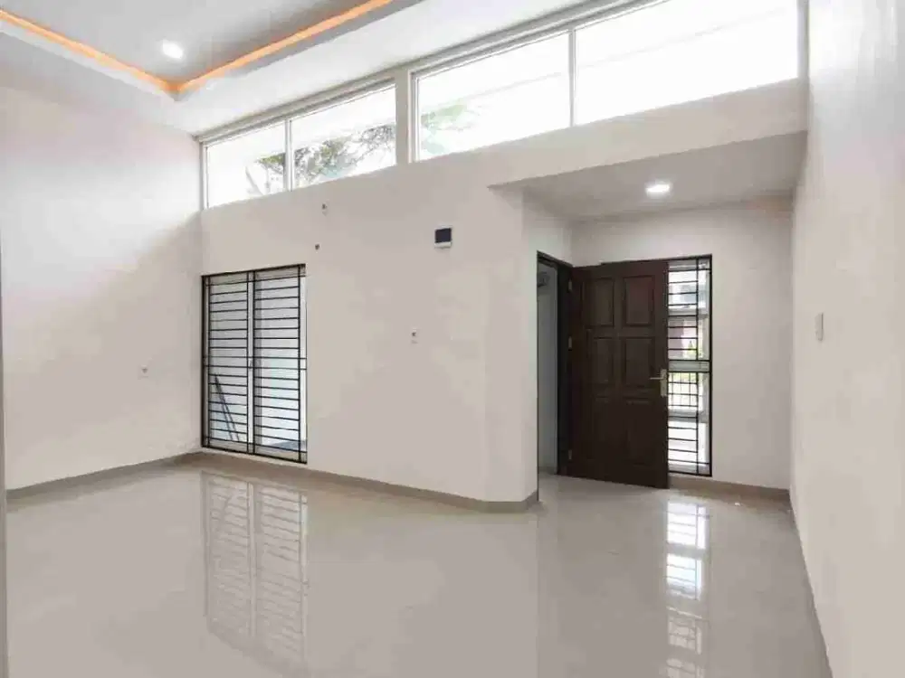 Dijual Villa Bagus Halton Palace