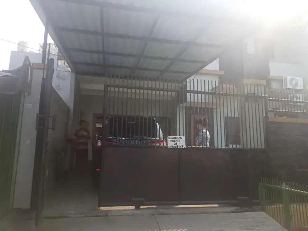 Di Jual Lelang Rumah 2 Lantai di Taman Surya Boulevard Blok C1 No.12a (Sertifikat Blok C. Perumahan Taman Surya 2 Kelurahan Pegadungan,Kecamatan Kalid