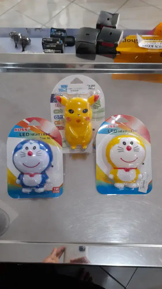 Lampu Tidur Torch Karakter Doraemon dan Pikachu Luc