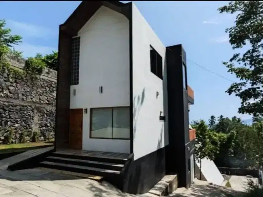 Dijual Rumah Beserta Tanah Siap Huni Lokasi Strategis Di Manado