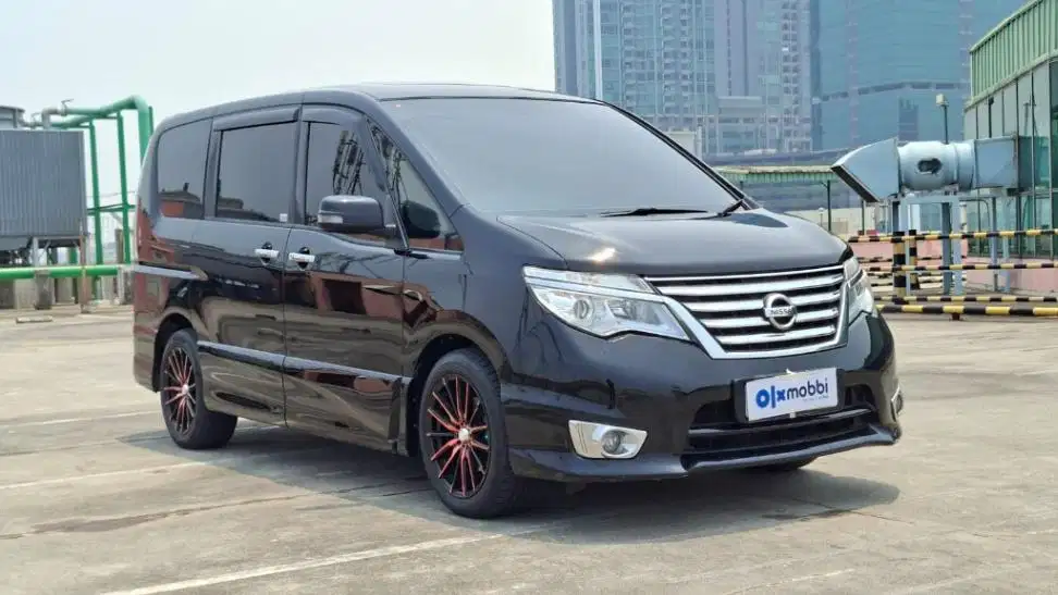 Nissan Serena 2.0 Highway Star Bensin-AT 2015