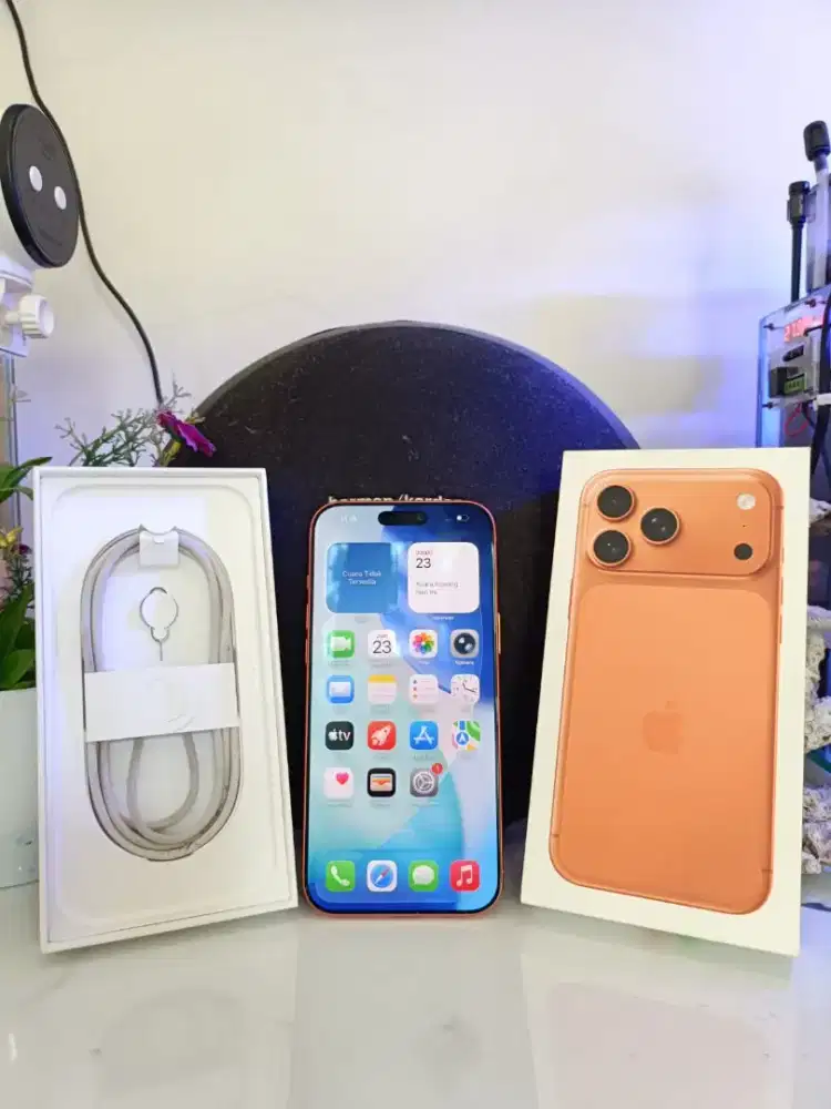iPhone 17 Pro Max Second 256GB Fullset Like NEW Garansi Resmi  iBox