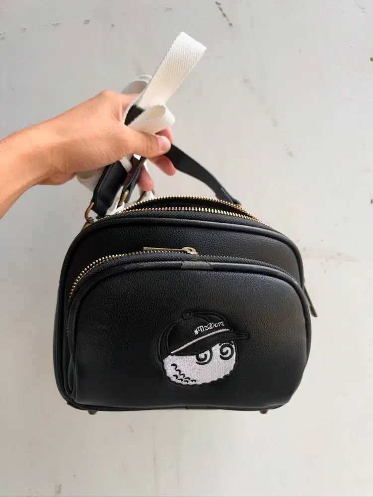 Tas Mini Sling Bag Womans Korea Malbon Golf Minor Defect Preloved