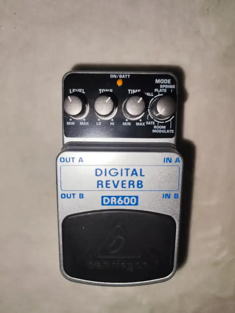 Efek Behringer Reverb DR600 Hall Room not Delay Alt Boss MXR Fender