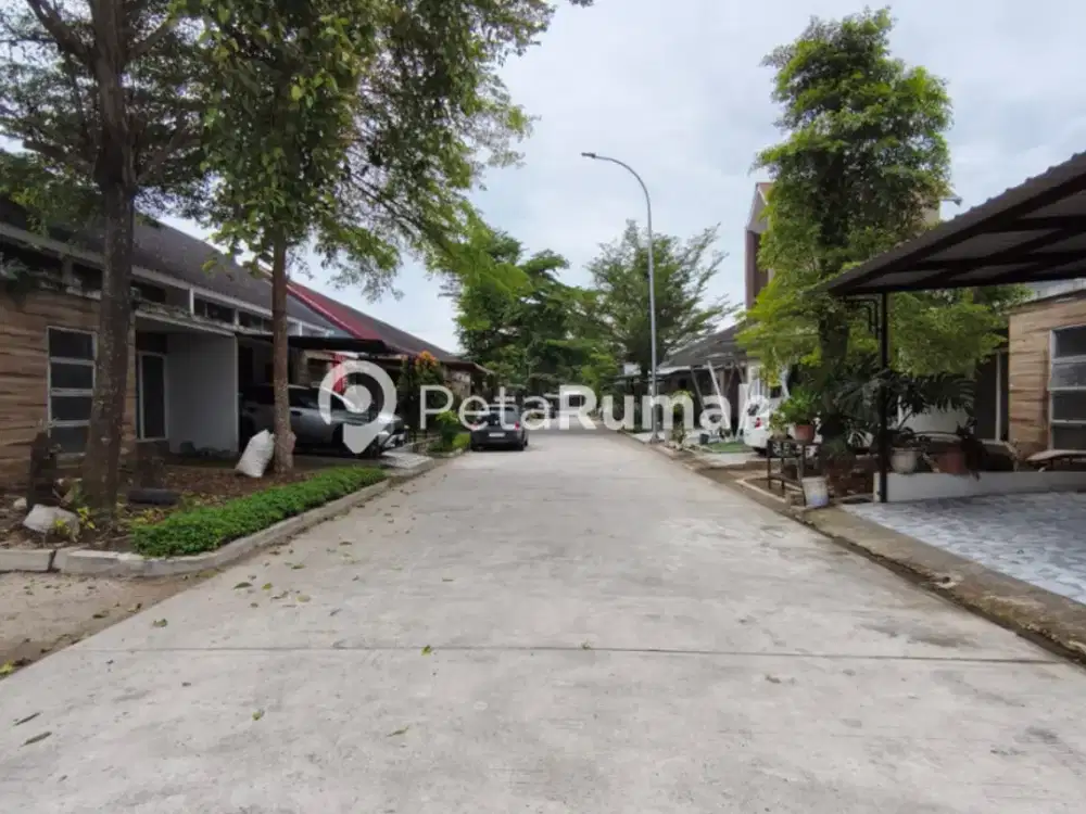 DIJUAL RUMAH JALAN MENTENG RAYA KOMPLEK HALTON PLACE TYPE COZY - DAERAH DENAI (lindawati)