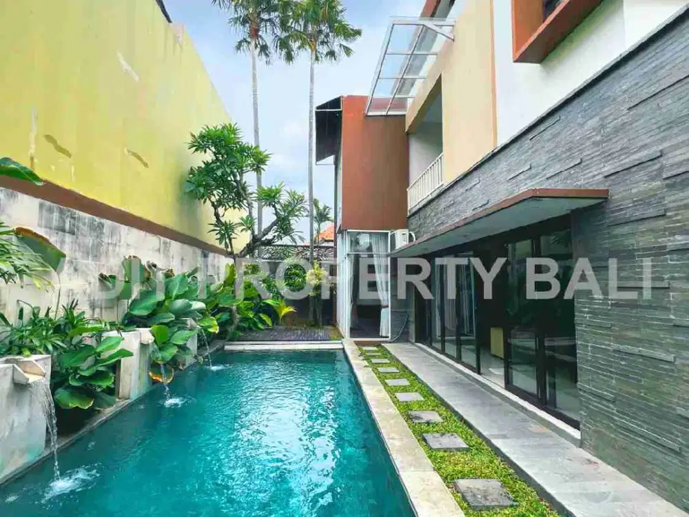 Villa Dewi Saraswati Seminyak Bali