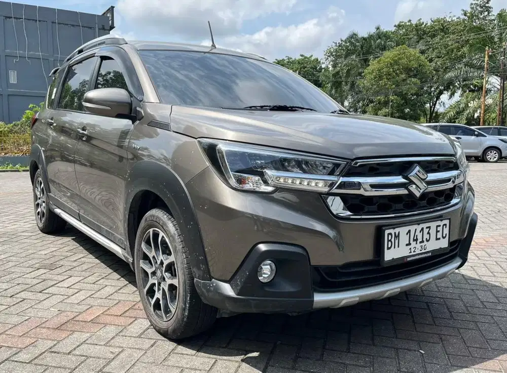 Suzuki XL7 1.5 Zeta MT 2025 KM 9 Ribuan