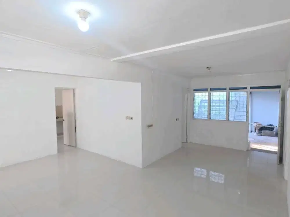 ANG.A083 MURAH Rumah Pondok Tjandra Indah Sidoarjo Minimalis Modern, Siap Huni