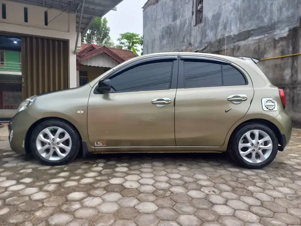 Nissan March 2014 Manual 1.2 MT
