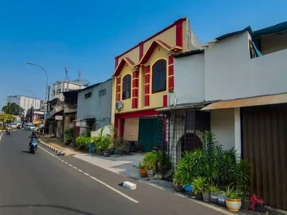 Dijual Ruko Gandeng 2 Lantai - Jalan Protokol Basuki Rahmat, Jakarta Timur