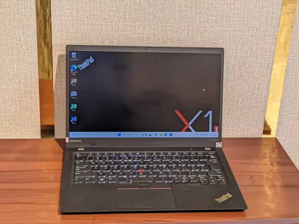 Lenovo Thinkpad X1 Carbon i7 7500U Ram 8GB SSD 256 GB Mulus