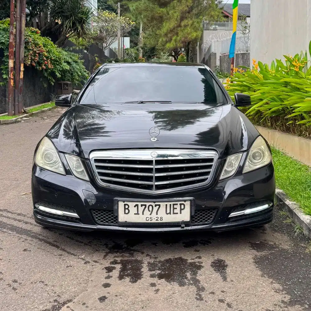 Mercedes-Benz E250 2012 Bensin