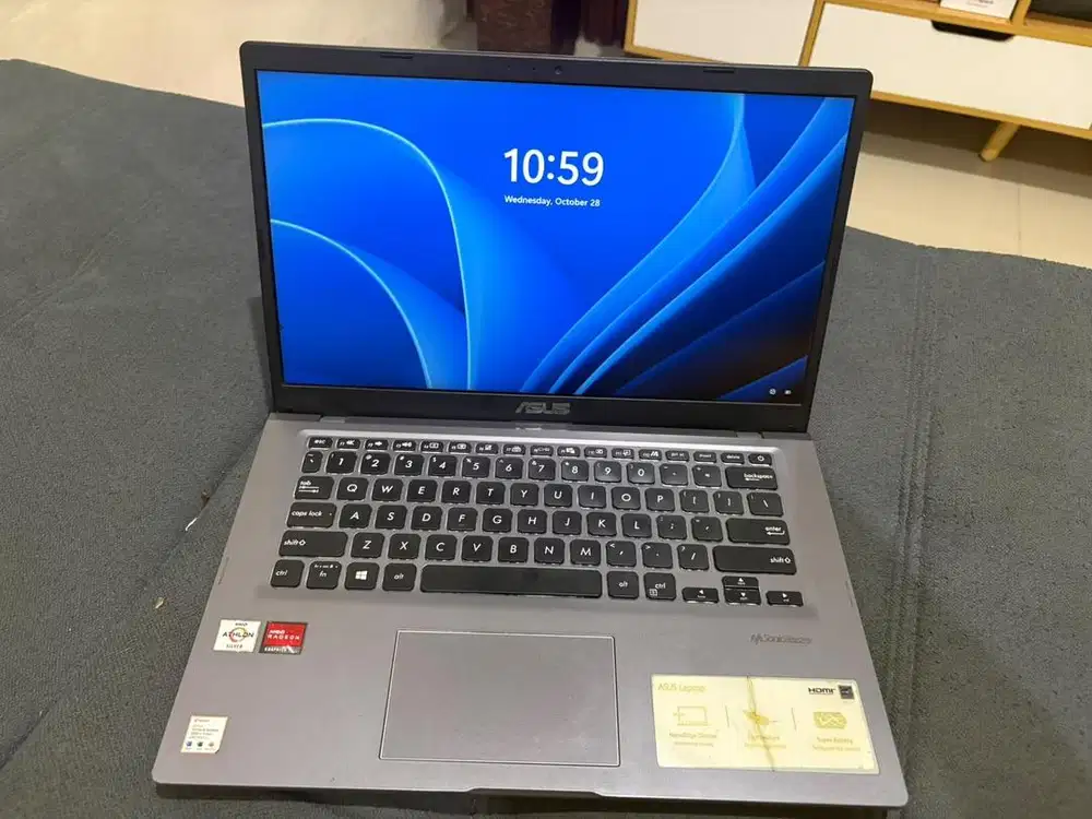 Asus type M415D tiga juta lima ratus ribu nettt
