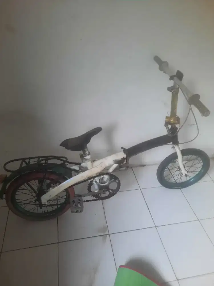 Sepeda lipat uk 16