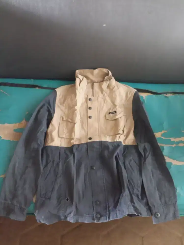 jaket merk dnd exe