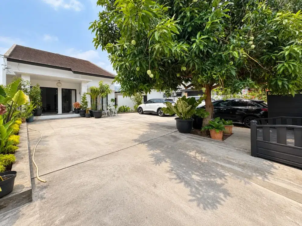 Rumah Luas di Cilandak Barat, Bonus Kost-Kostan & Kantor