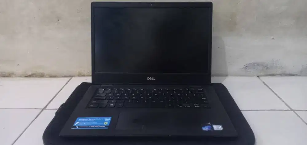 Laptop Dell, Intel Core i3 Gen 8, RAM 8 SSD 128, NORMAL SIAP PAKAI