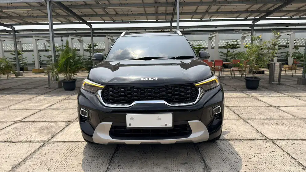 KIA SONET 1.5 PREMIERE 2022/2023 Hitam 2021