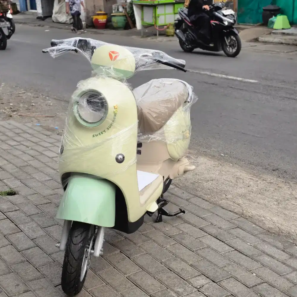 Sepeda listrik yadea khusus pembelian minggu ini diskon 700 ribu