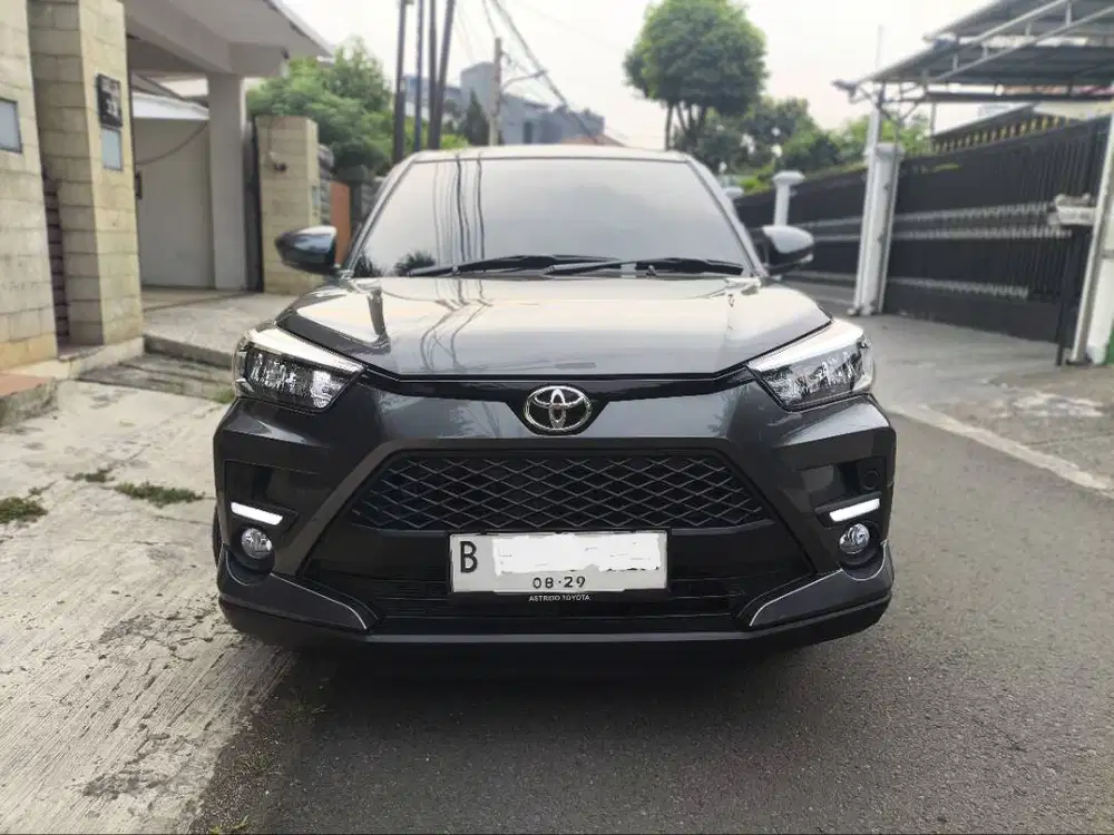 Toyota Raize 1,2 G AT 2024 garansi service, low km, barcode