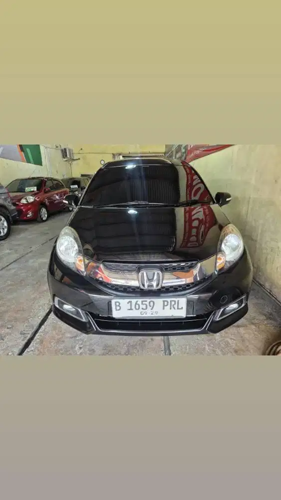 Honda Mobilio 1.5 E Prestige Automatic Tahun 2014 Tdp 5 jt