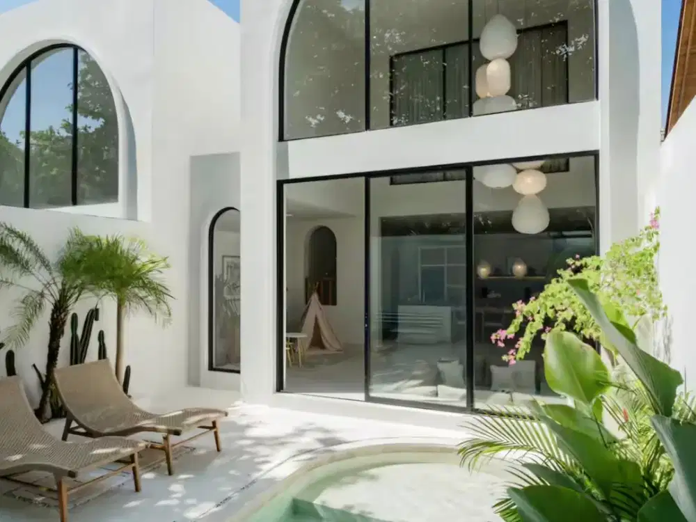 DISEWAKAN  VILLA MEWAH 3 KAMAR DI UMALAS