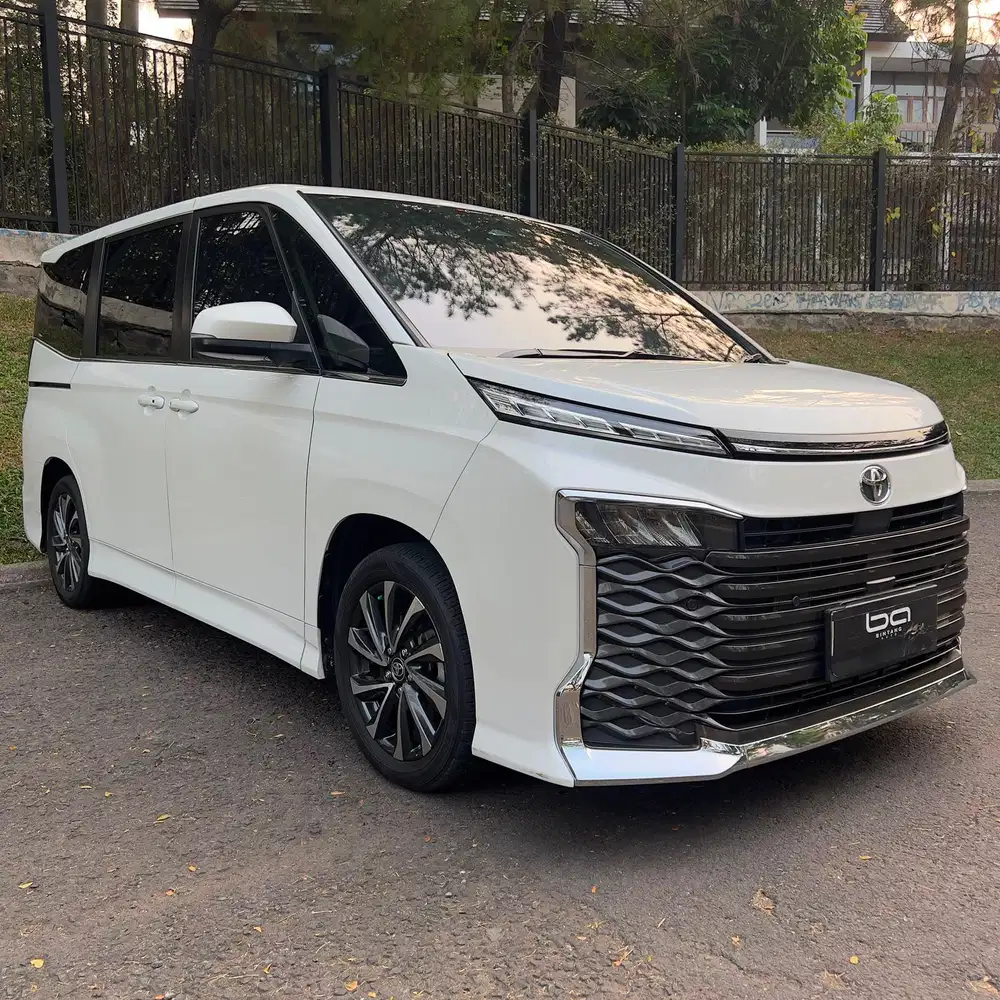 2022 Toyota Voxy 2.0 CVT TSS Facelift