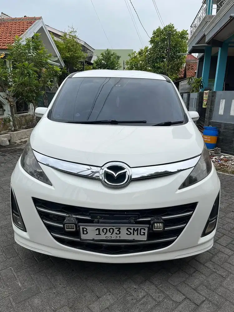 Mazda biante 2012