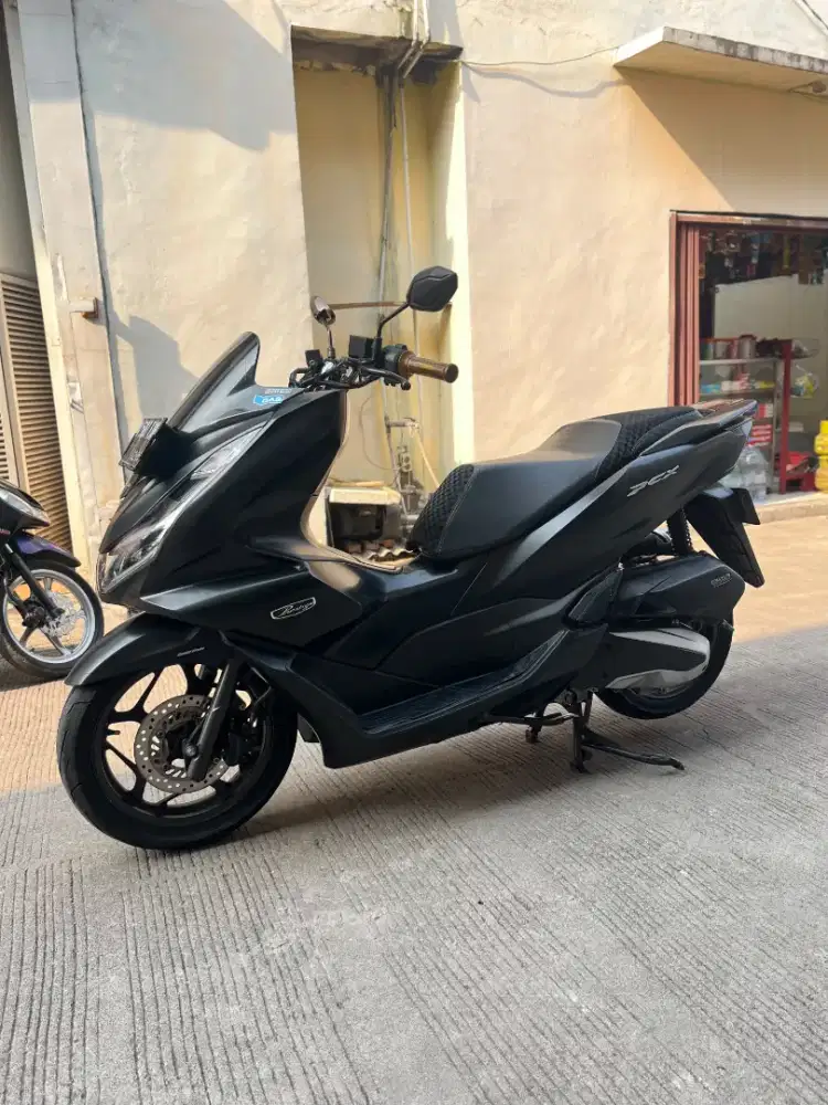 Honda PCX 160 thn 2021 surat lengkap