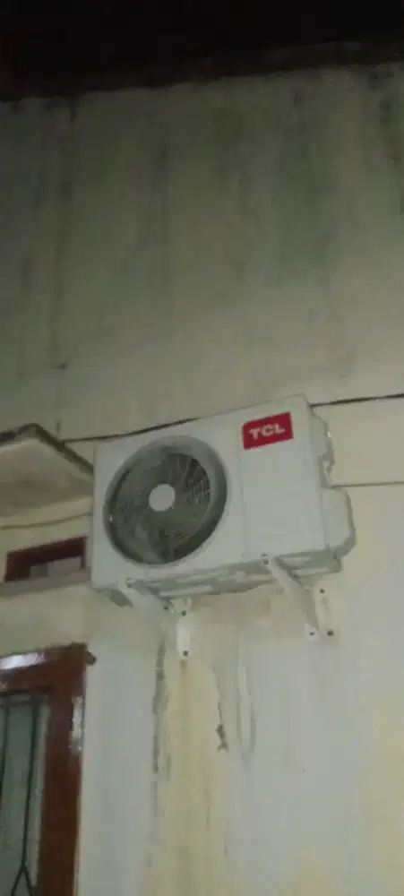 AC TCL 1 PK baru 3 bulan harga nego tipis