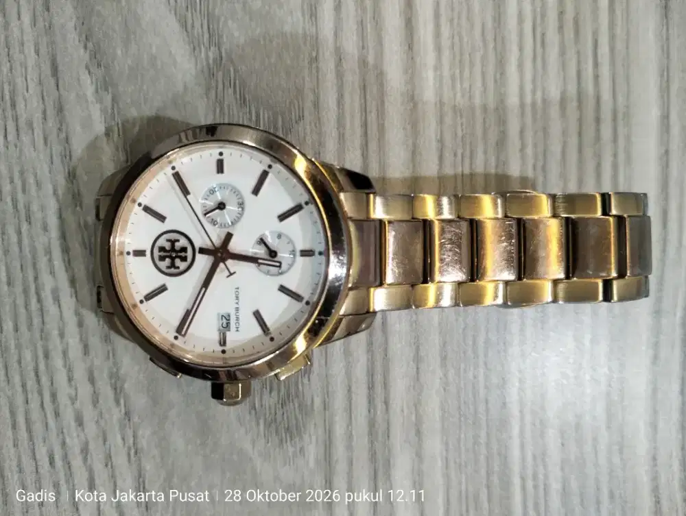 Jam Tori Burch harga cakep