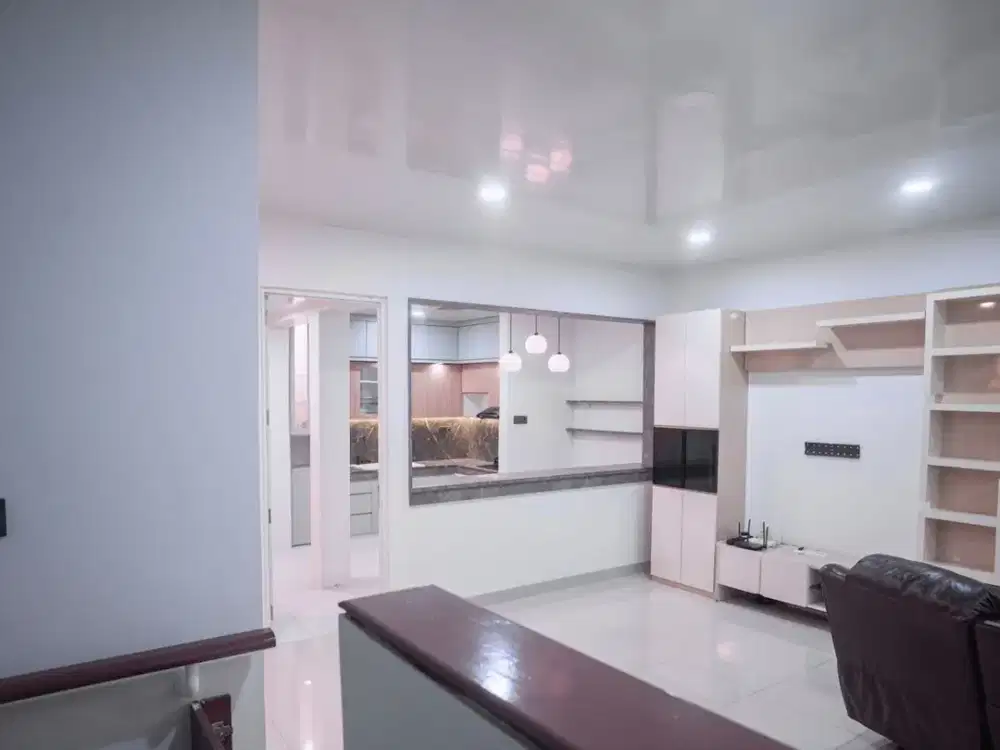Dijual - Rumah di Residence One White Diamond