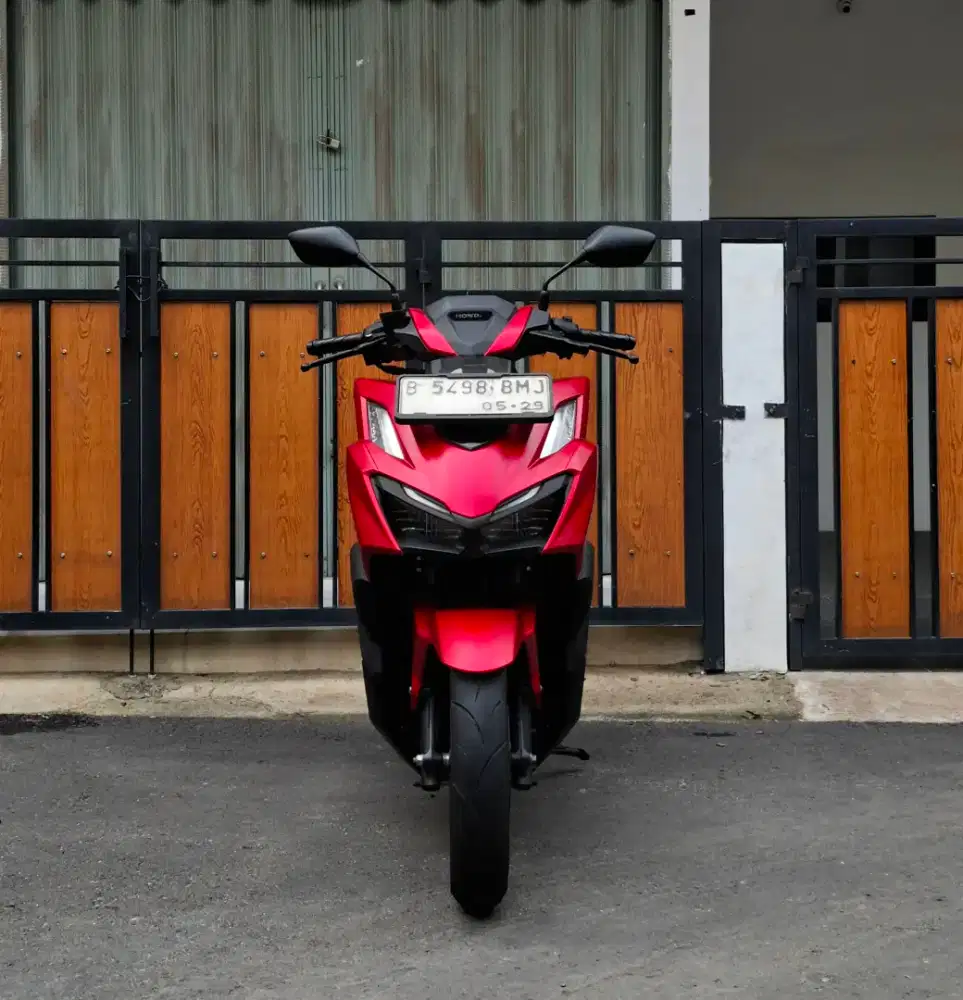 Honda Vario 160 CBS ISS Keyless MULUSSS Pajak Hidup Panjang