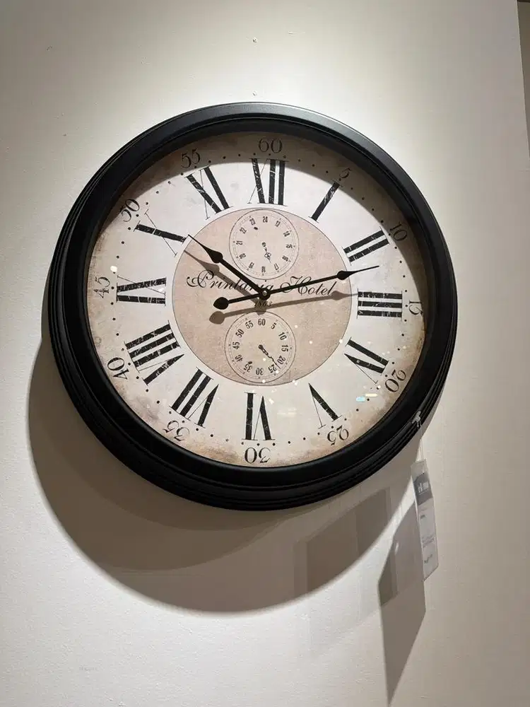 Jam dinding CK1285G