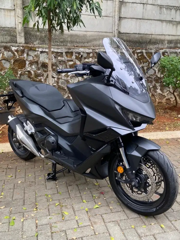 Honda Forza 750 tahun 2026