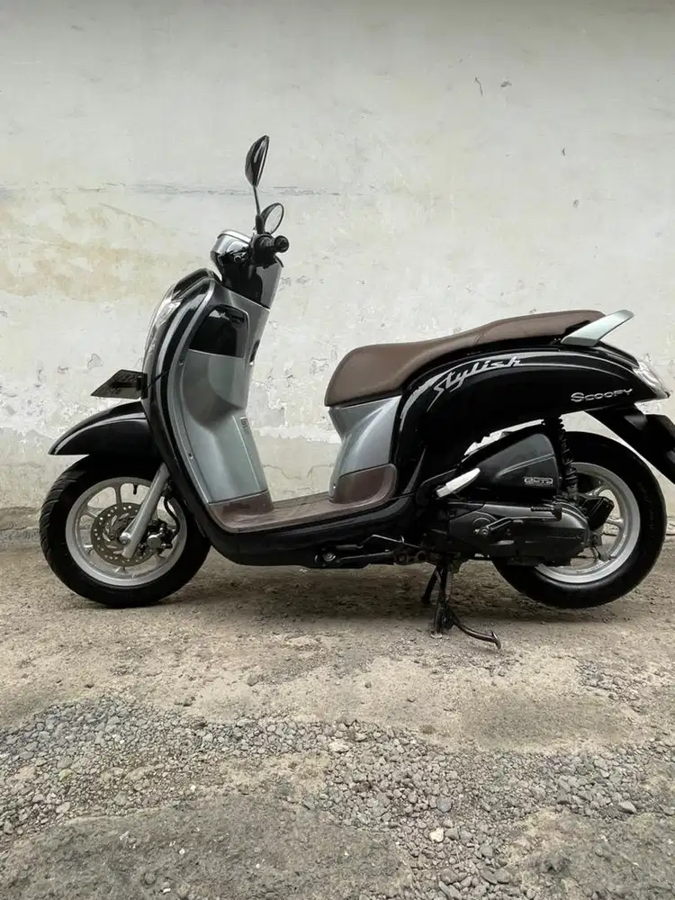 Scoopy 2019 // bintang  dewata motor //